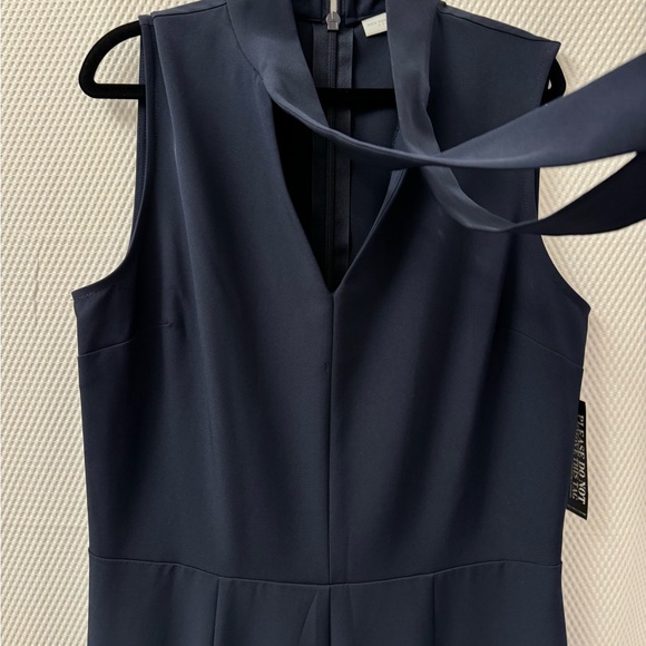 NWT. New York & Company Jumpsuit Navy Blue Size 8 - Picture 6 of 14